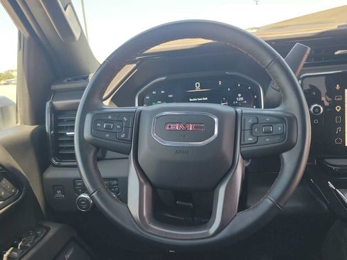 Used 2025 GMC Sierra 2500 AT4 AWD/4WD image 19