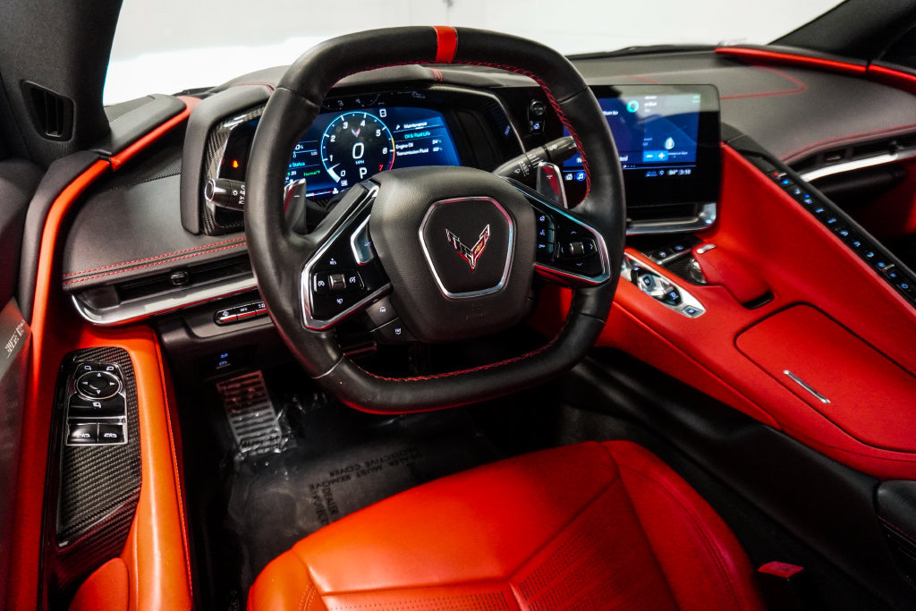Used 2020 Chevrolet Corvette Stingray Preferred Cpe w/ 2LT Preferred Equipment Group RWD image 9