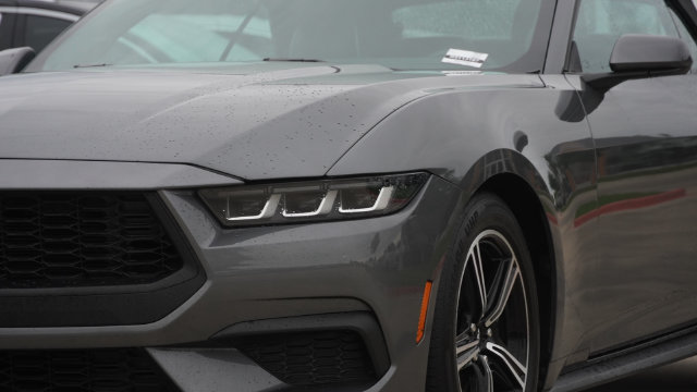 Used 2024 Ford Mustang Premium RWD image 7