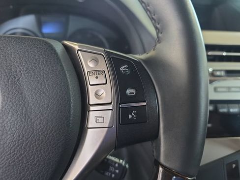 Used 2015 Lexus RX 450h AWD image 18