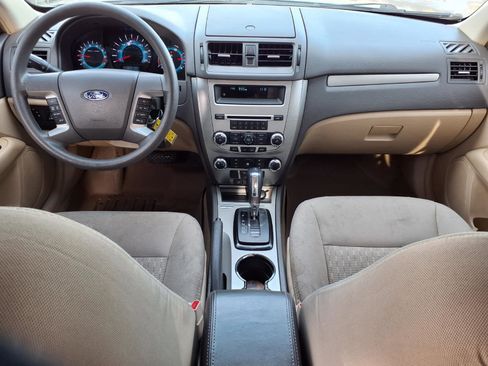 Used 2012 Ford Fusion SE image 8