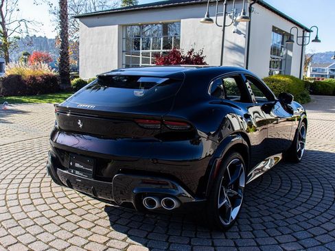 Certified 2025 Ferrari Purosangue image 2