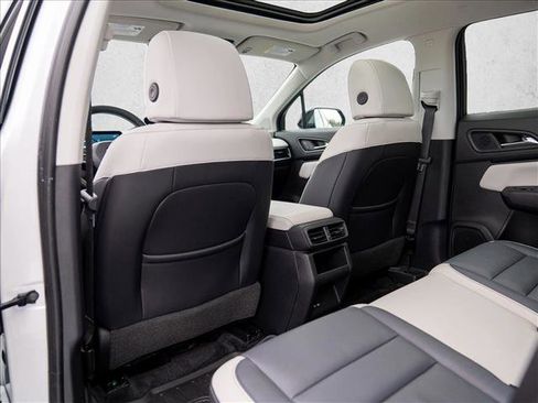 Used 2024 Honda Prologue Touring image 27