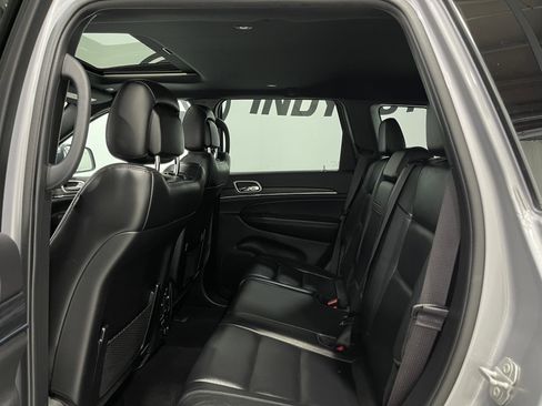 Used 2020 Jeep Grand Cherokee Limited w/ Premium Lighting Group AWD/4WD image 30