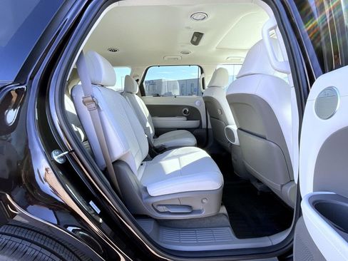 Certified 2026 Hyundai Palisade SEL image 19