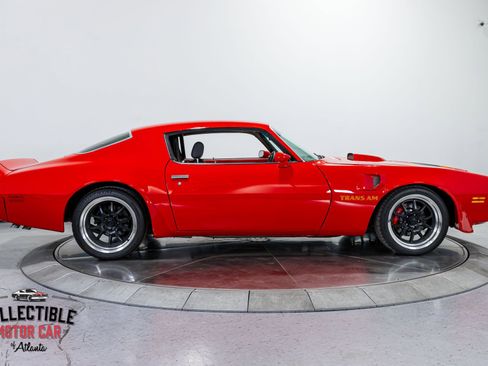 Used 2013 Chevrolet Camaro SS w/ SS Performance Package image 22