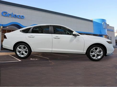 New 2026 Honda Accord LX image 7