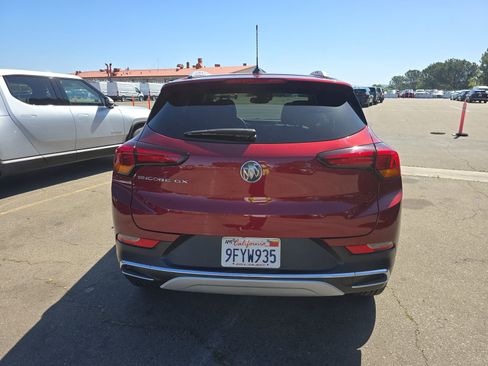 Used 2023 Buick Encore GX Essence w/ Experience Buick Package FWD image 8