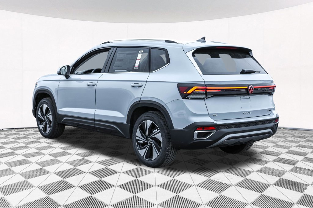 Used 2026 Volkswagen Taos SE AWD/4WD image 13