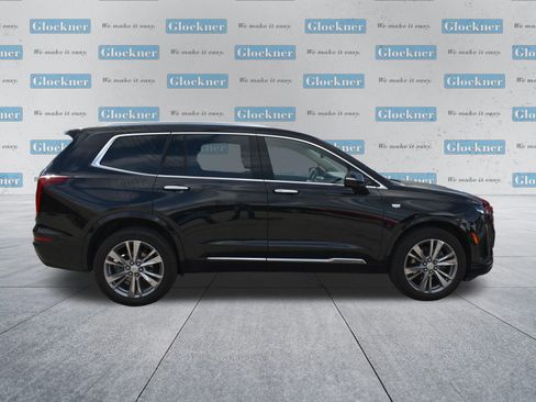 Used 2023 Cadillac XT6 Premium Luxury w/ Technology Package AWD/4WD image 3