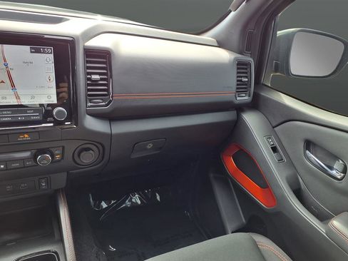 Used 2023 Nissan Frontier PRO-4X w/ Pro Convenience Package image 24