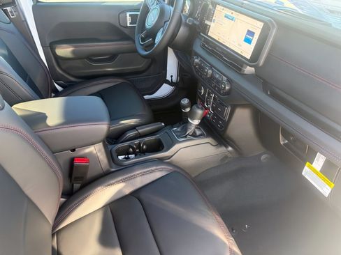 New 2026 Jeep Gladiator Rubicon image 12