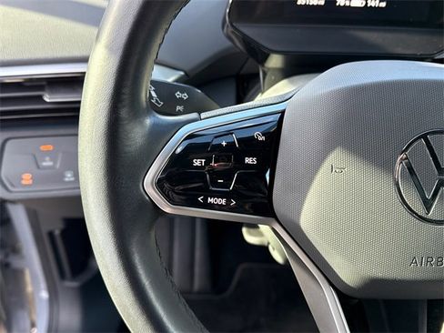 Certified 2022 Volkswagen ID.4 Pro image 11