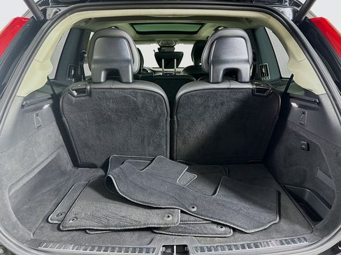 Used 2024 Volvo XC90 B5 Core image 29