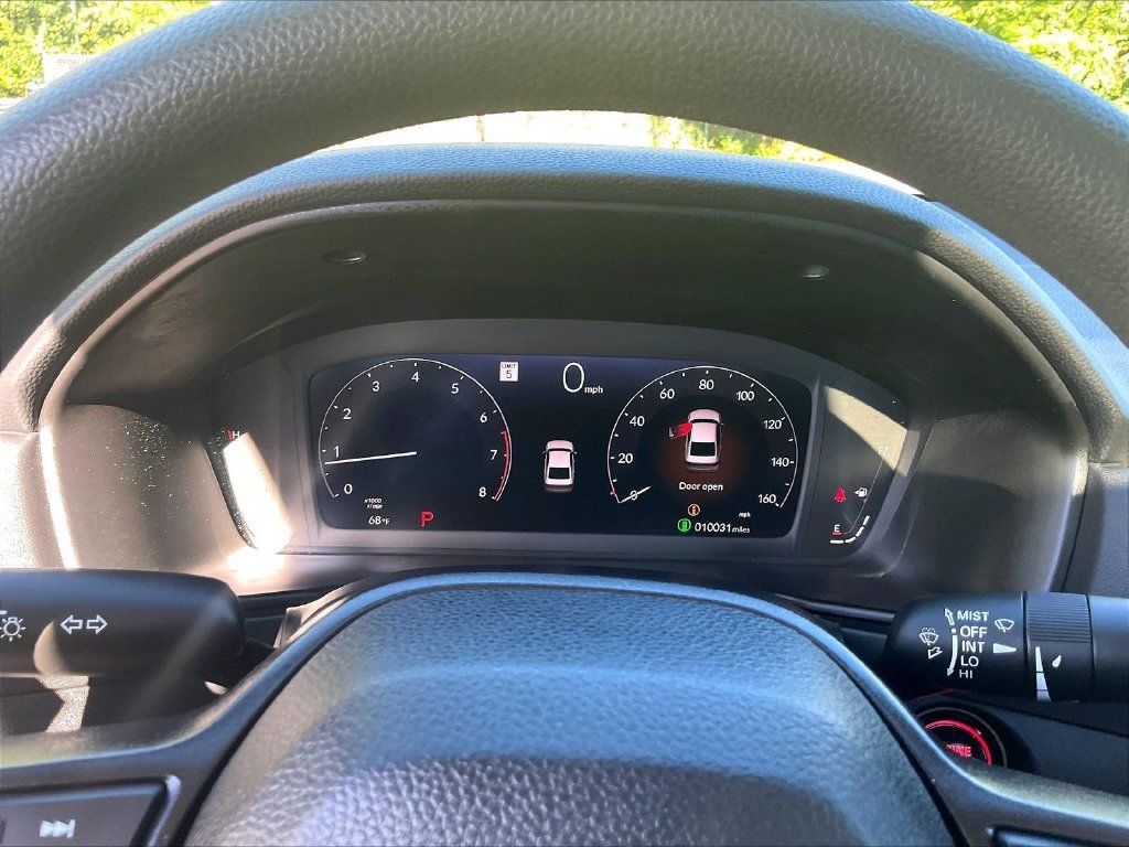 Used 2025 Honda Accord SE image 25