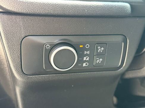 Used 2022 Ford Escape S AWD/4WD image 23