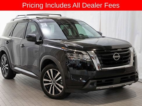 Certified 2024 Nissan Pathfinder Platinum w/ Cargo Package AWD/4WD image 1