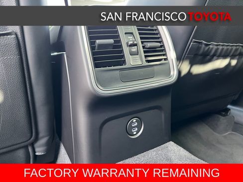 Used 2024 Porsche Macan GTS image 20