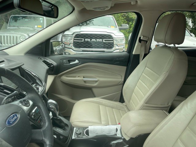Used 2016 Ford Escape Titanium FWD image 9