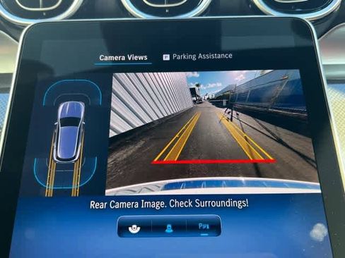 Certified 2025 Mercedes-Benz GLC 43 AMG 4MATIC image 17