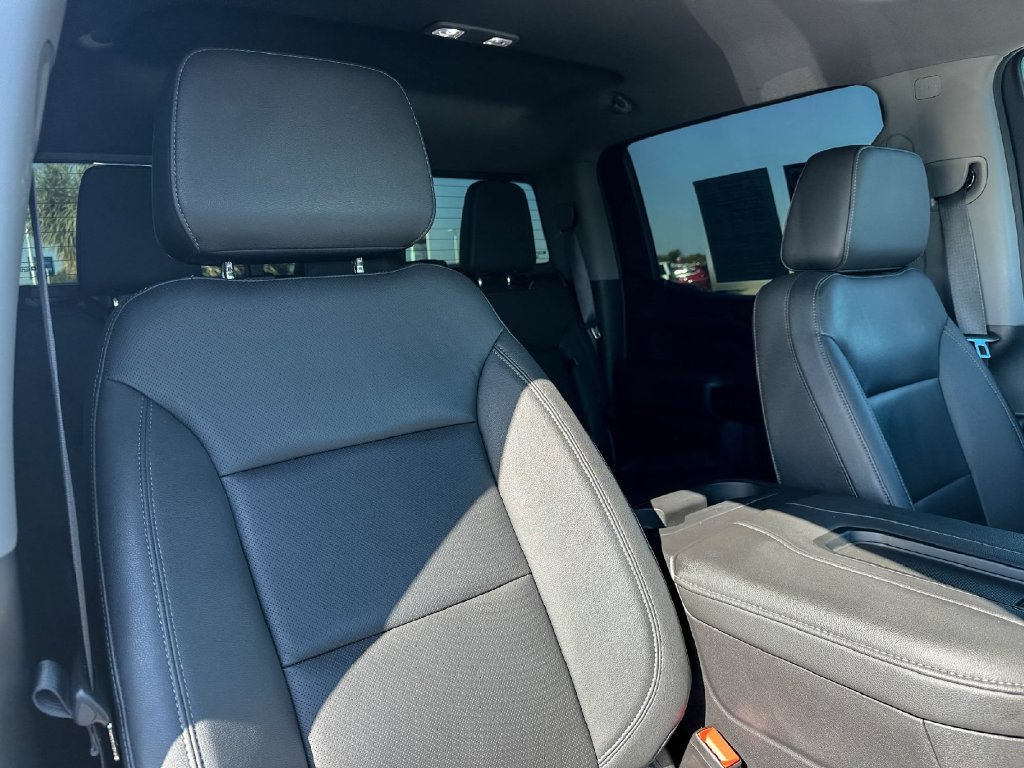 Used 2021 GMC Sierra 1500 SLT AWD/4WD image 24