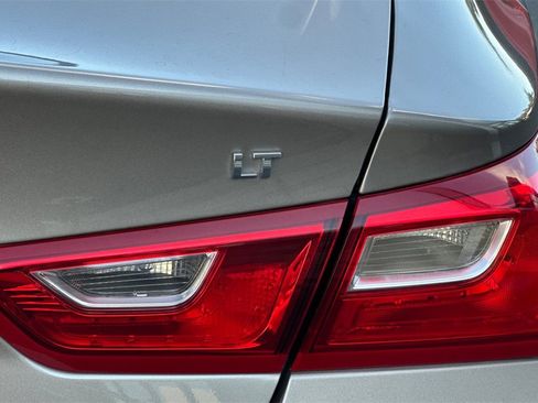 Used 2023 Chevrolet Malibu LT image 30