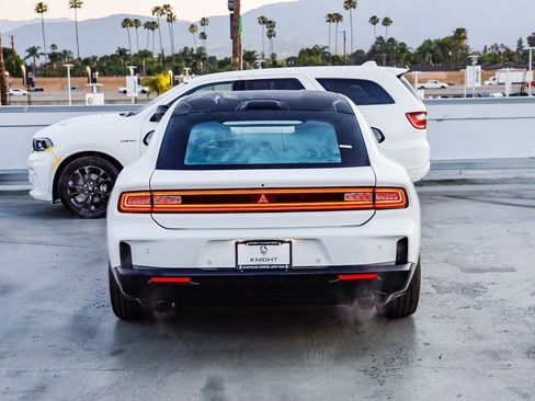 New 2026 Dodge Charger R/T AWD/4WD image 8