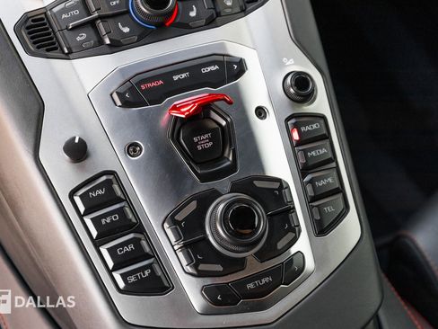 Used 2014 Lamborghini Aventador LP 700-4 image 29