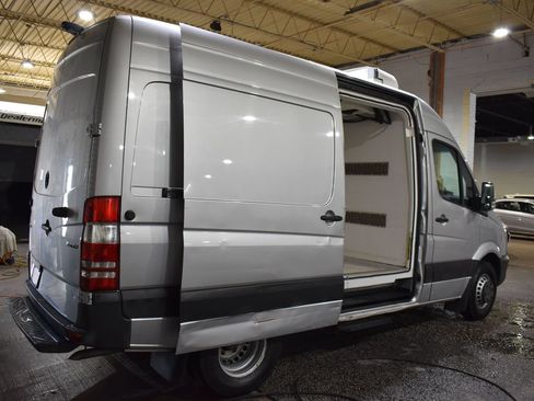 Used 2017 Mercedes-Benz Sprinter 3500 image 14