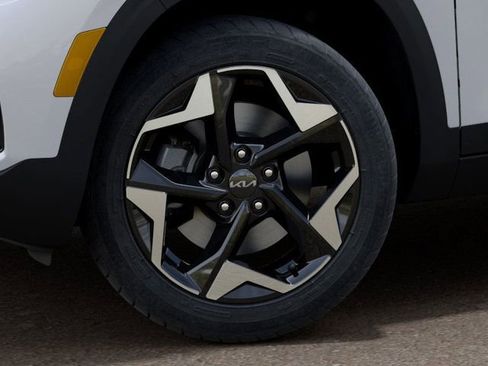 New 2026 Kia Seltos S AWD/4WD image 9