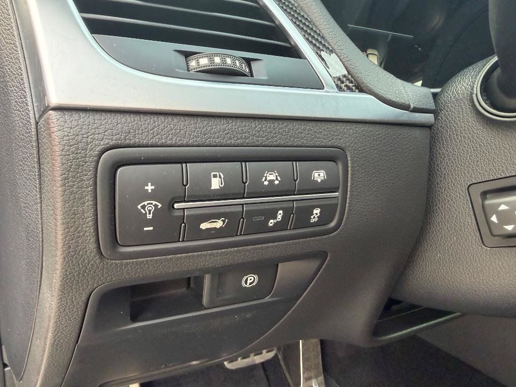 Used 2019 Genesis G80 3.3T Sport RWD image 13