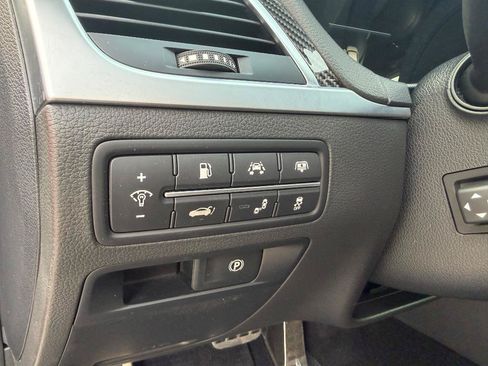 Used 2019 Genesis G80 3.3T Sport RWD image 13