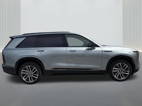 New 2027 Cadillac Vistiq Sport AWD/4WD image 4