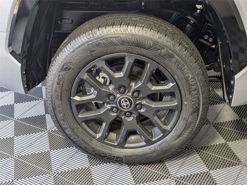 New 2025 Toyota Tundra Platinum AWD/4WD image 23