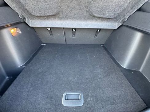 Used 2025 Buick Envista Sport Touring w/ Advanced Safety Package image 31