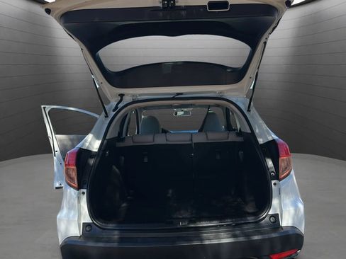 Used 2016 Honda HR-V LX image 24