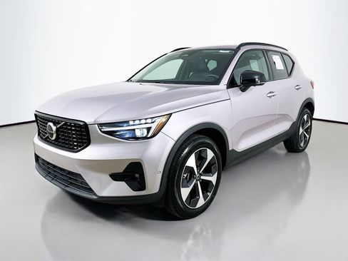 Used 2026 Volvo XC40 B5 Plus w/ Protection Package Premier AWD/4WD image 1