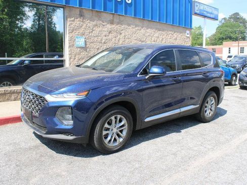 Used 2019 Hyundai Santa Fe SE FWD image 3