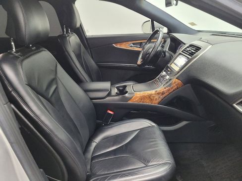 Used 2016 Lincoln MKX Select w/ Select Plus Package image 21