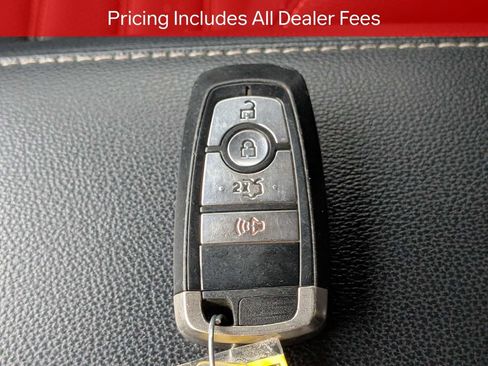 Used 2018 Ford Fusion SE w/ Equipment Group 201A FWD image 28