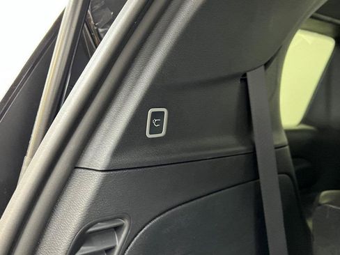 New 2026 Chrysler Pacifica Select image 9