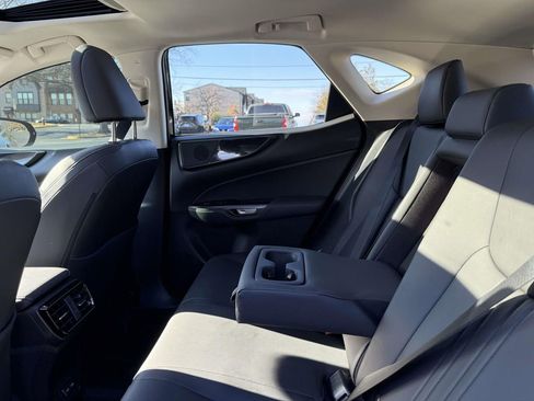 Used 2025 Lexus NX 350 AWD image 17