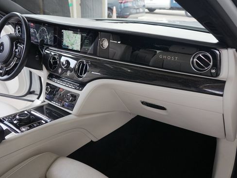 Used 2021 Rolls-Royce Ghost AWD/4WD image 10