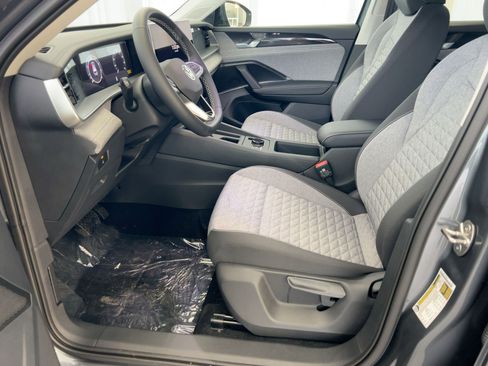 New 2026 Volkswagen Tiguan S image 5