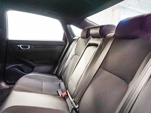 Used 2025 Honda Civic Sport image 19