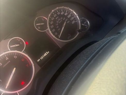 Used 2016 Toyota Tundra SR5 AWD/4WD image 1