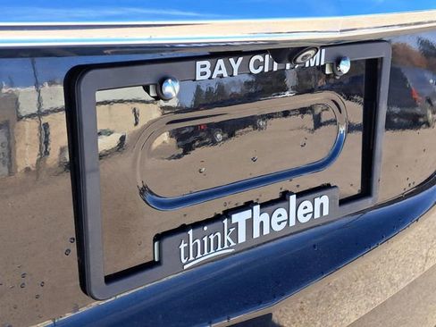 Used 2021 Buick Enclave Essence image 28