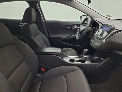 Used 2020 Chevrolet Malibu LT FWD image 21