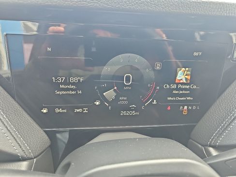 Used 2025 GMC Yukon Denali AWD/4WD image 19