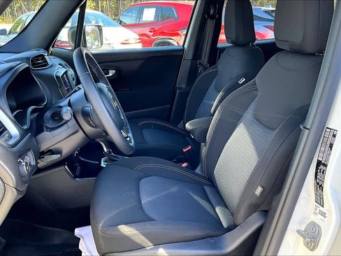 Used 2021 Jeep Renegade Latitude w/ Sun & Sound Group image 7